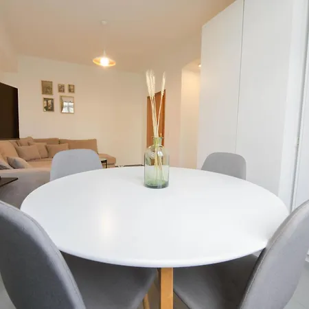 Wolke 7 - Modern And Comfortable Appartement Shkodër